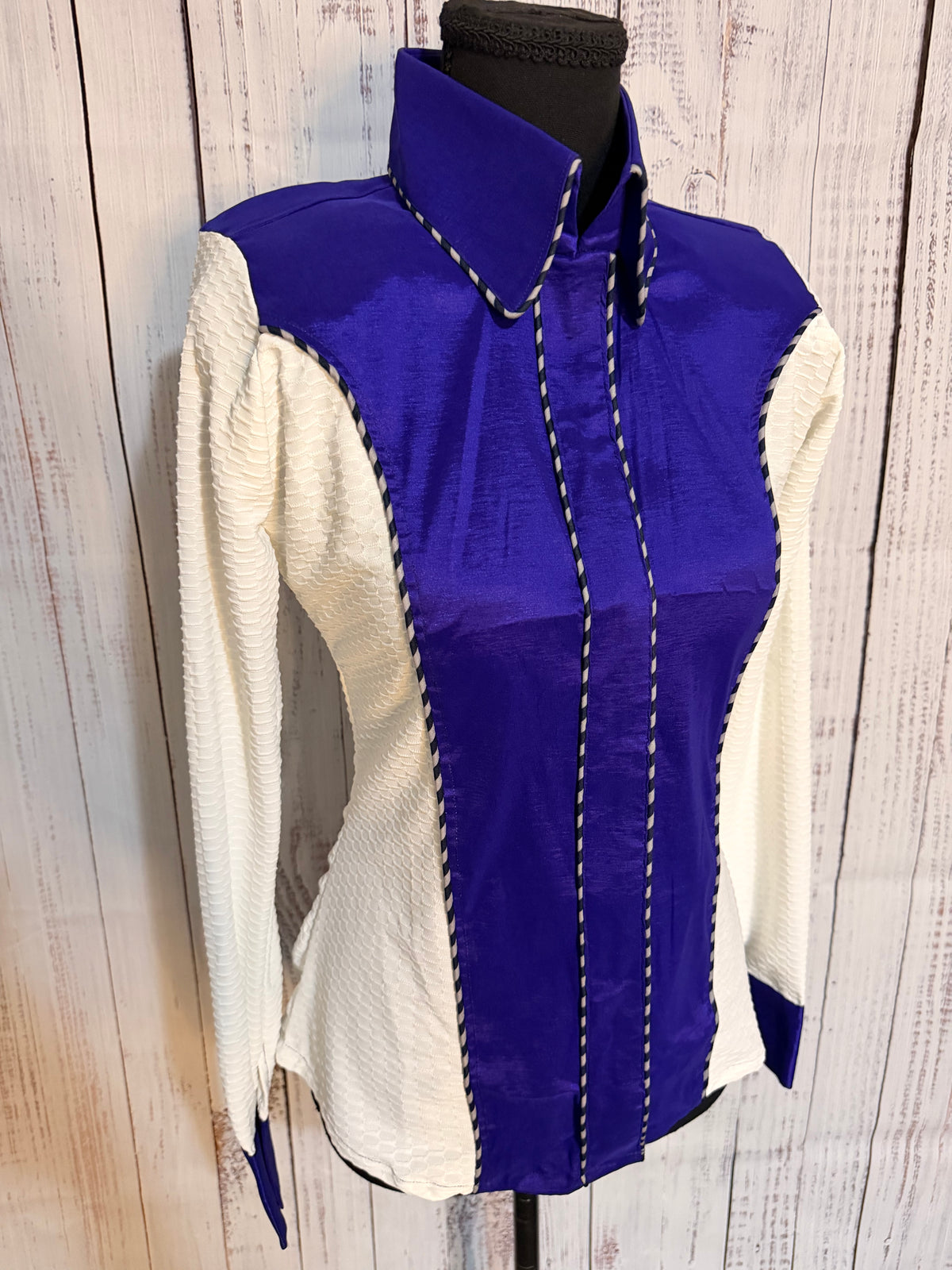 Small 2-toned Purple/White Day Shirt