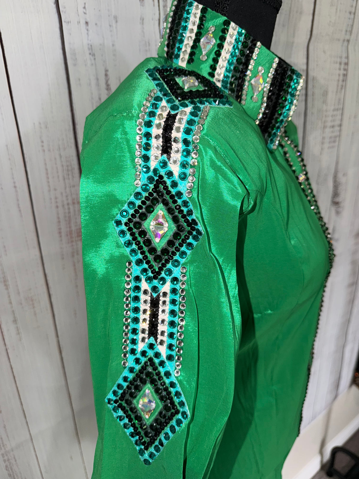 Medium “Vivian” - Kelly Green/Black